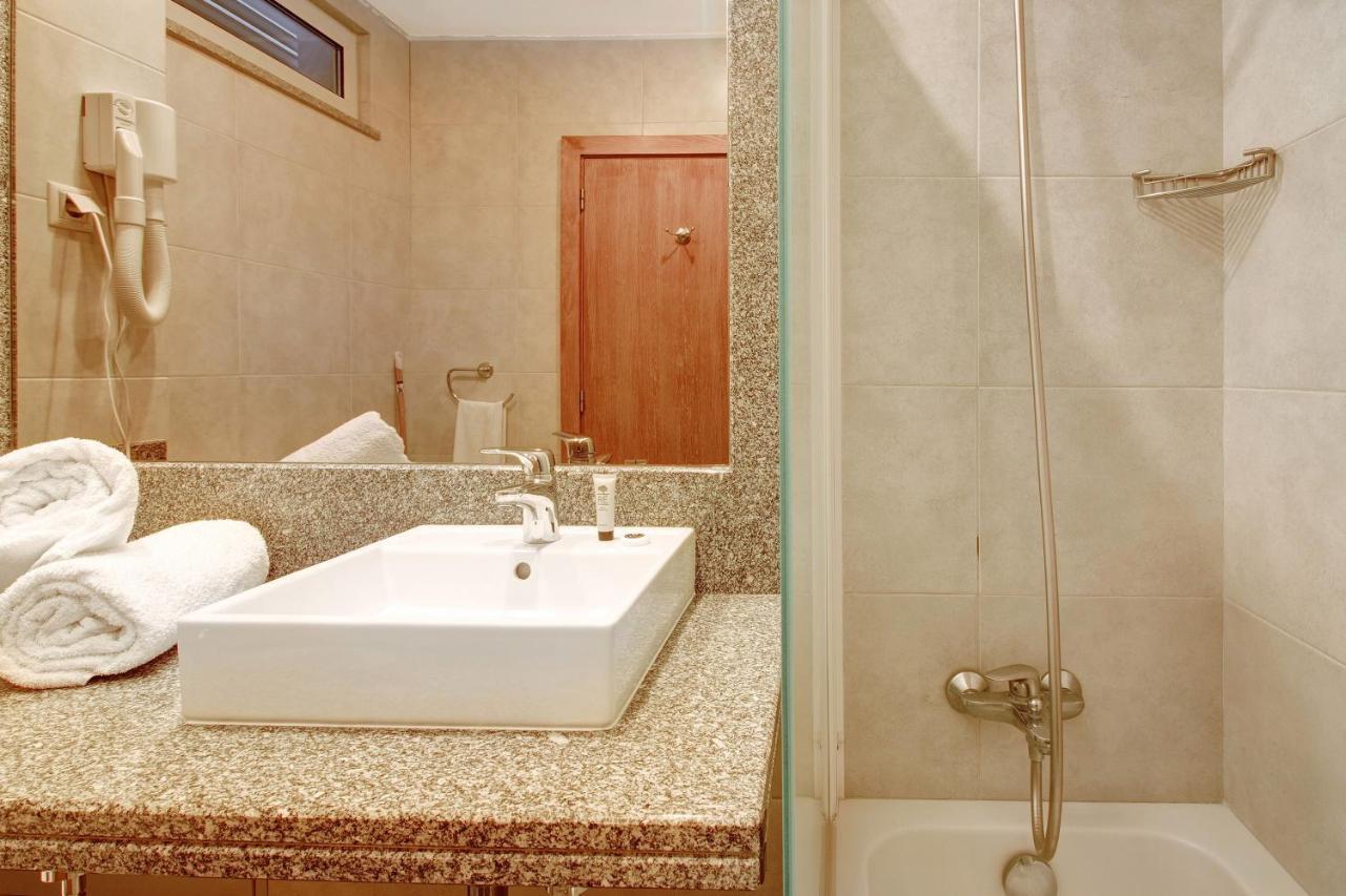 Dfm Happy Days E - Funchal Apartment ภายนอก รูปภาพ